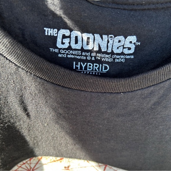 Hybrid Apparel Black Short Sleeve Goonies Skull Tee - Picture 3 of 4